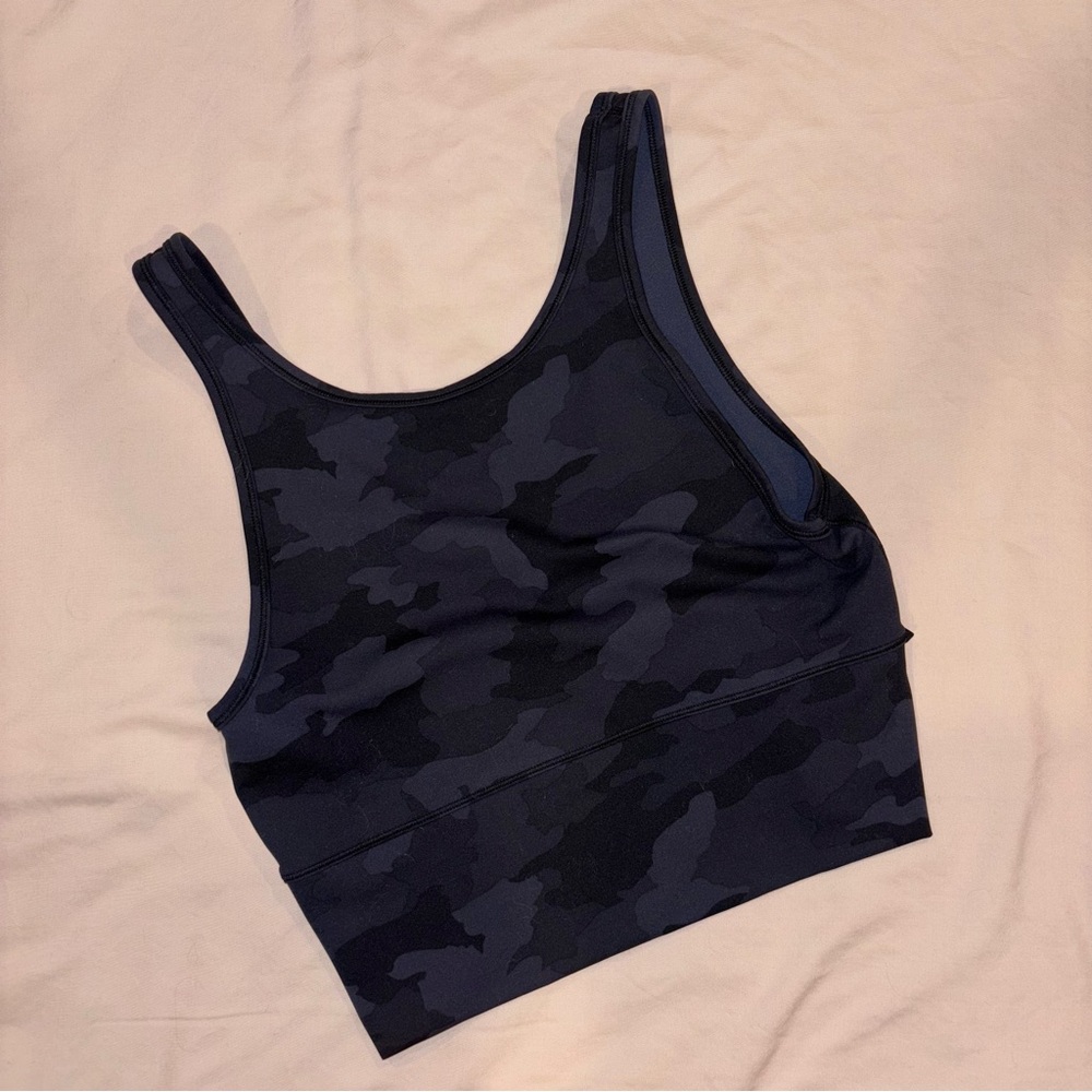 Lululemon Power Pivot Crop in Black Camo
